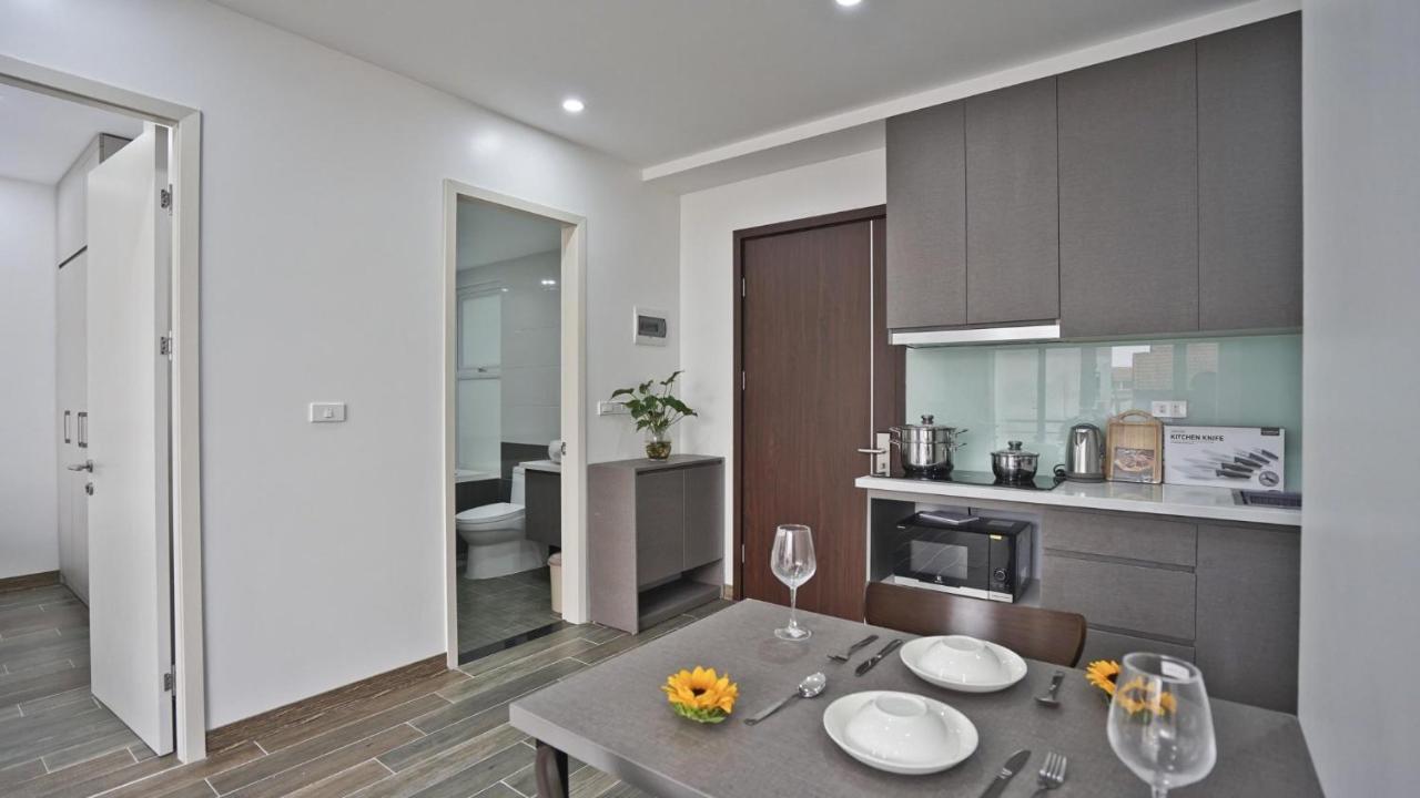 Luxe Paradise Residence 32 To Ngoc Van Hanoi Exterior foto
